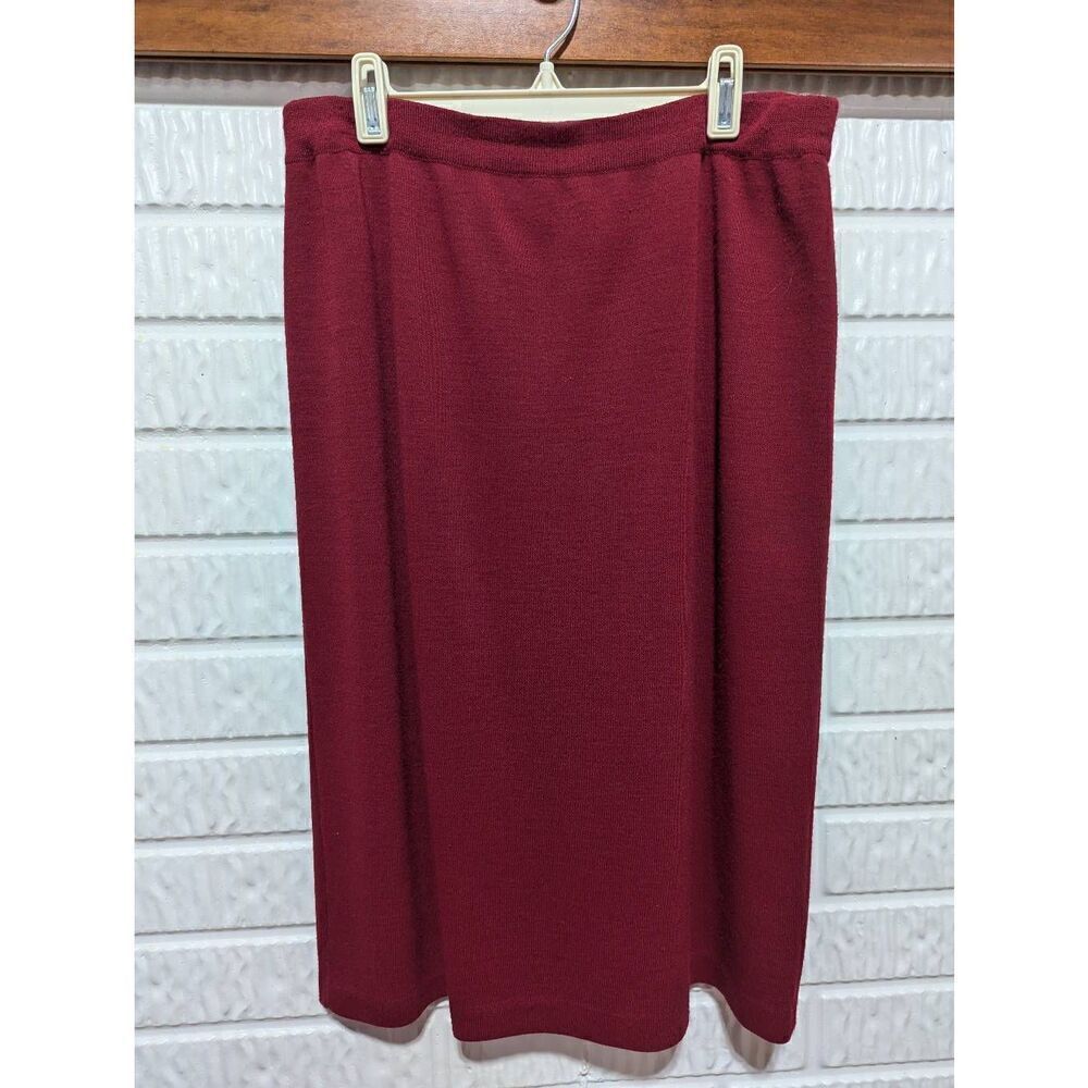 Liz Claiborne Women's Burgundy Acrylic Wool Sweater & Knit Skirt Set Medium - Picture 5 of 9